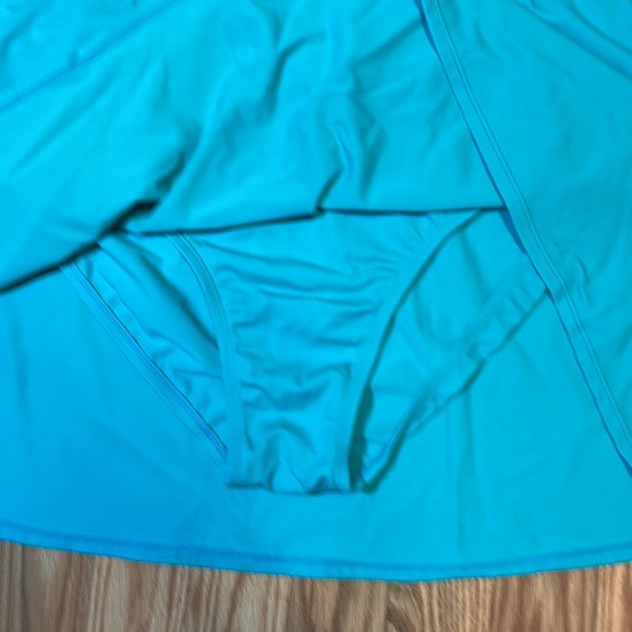 20W Swim Skirt, aqua, attached panty - Picture 4 of 6